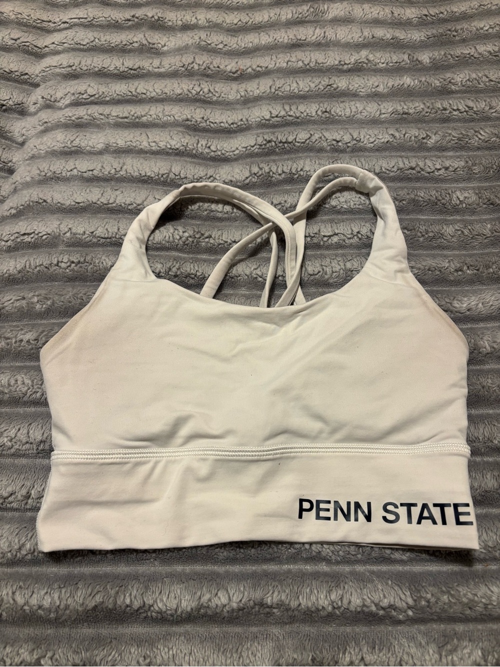 white penn state lululemon bra
signs of wear, some discoloration shown in photos